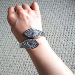 Beautiful party bracelet